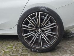 Weiß Gebraucht 2019 BMW 320 Sport Line Limousine | 23.800 € (Guter Preis)