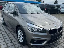 Silber Gebraucht 2016 BMW 218 Active Tourer Advantage Van / Kleinbus | 11.250 € (Guter Preis)