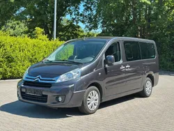 Grau Gebraucht 2015 Citroën Jumpy Tendance Van / Kleinbus | 12.990 € (Fairer Preis)