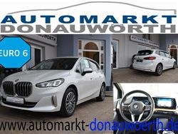 Weiß Gebraucht 2022 BMW 218 Active Tourer Luxury Line Van / Kleinbus | 24.995 € (Fairer Preis)