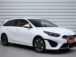 Weiß Gebraucht 2022 Kia Ceed Sportswagon Kombi | 20.990 € (Fairer Preis)