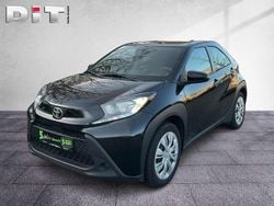 Mysticschwarz (metallic) Gebraucht 2024 Toyota Aygo Edition Kleinwagen | 13.990 € (Superpreis)