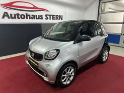 Schwarz&weiß Gebraucht 2018 Smart ForTwo Coupé Basis Coupé | 10.990 € (Guter Preis)