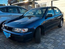 Blau Gebraucht 1997 Nissan Almera Limousine | 4.200 €