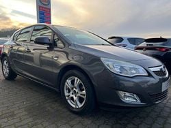 Grau Gebraucht 2011 Opel Astra Edition Limousine | 3.499 € (Guter Preis)