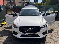 Weiß Gebraucht 2021 Volvo XC60 R-Design SUV | 34.999 € (Guter Preis)