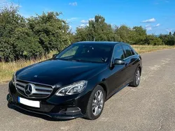 Schwarz Gebraucht 2015 Mercedes E300 Avantgarde Limousine | 17.000 € (Fairer Preis)
