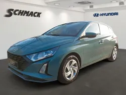 Grün Neu 2024 Hyundai i20 Select Limousine | 18.990 € (Fairer Preis)