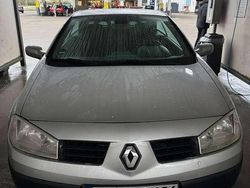 Silber Gebraucht 2006 Renault Mégane Cabriolet Cabrio | 1.800 € (Guter Preis)
