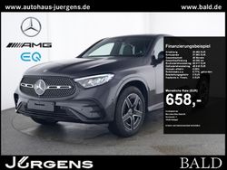 Grau Gebraucht 2024 Mercedes GLC300e AMG Coupé | 69.880 € (Fairer Preis)