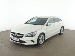 Weiß Gebraucht 2016 Mercedes CLA200 Shooting Brake Urban Kombi | 19.150 € (Fairer Preis)