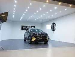 Schwarz Gebraucht 2022 Renault Mégane Iconic Limousine | 26.897 € (Guter Preis)