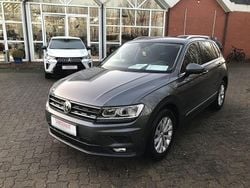 Indiumgrau metallic Gebraucht 2018 VW Tiguan Comfortline SUV | 19.490 € (Guter Preis)