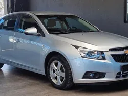 Grau Gebraucht 2013 Chevrolet Cruze Limousine | 4.200 € (Fairer Preis)