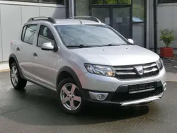 Silber metallic Gebraucht 2014 Dacia Sandero Prestige Kleinwagen | 7.490 € (Fairer Preis)