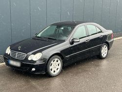 Schwarz Gebraucht 2005 Mercedes C180 Limousine | 6.900 € (Teuer)