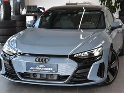 Grau Gebraucht 2022 Audi e-tron GT quattro Sport Limousine | 45.800 € (Guter Preis)