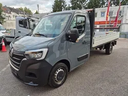 Grau Gebraucht 2023 Renault Master Van | 29.691 € (Guter Preis)