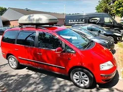 Rot Gebraucht 2008 VW Sharan Van / Kleinbus | 6.000 € (Teuer)