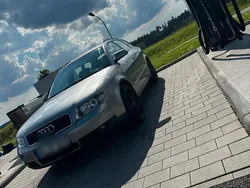 Grau Gebraucht 2002 Audi A4 Kombi | 1.650 € (Fairer Preis)