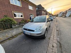 Silber Gebraucht 2002 Ford Fiesta Kleinwagen | 2.500 € (Teuer)