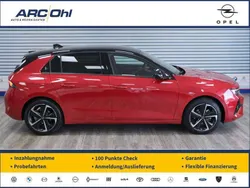 Rot Gebraucht 2024 Opel Astra Limousine | 21.490 € (Superpreis)