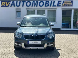 Grau Gebraucht 2016 Skoda Yeti Ambition SUV | 13.999 € (Fairer Preis)
