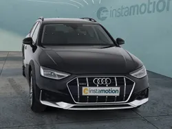 Schwarz Gebraucht 2023 Audi A4 Allroad Basis Kombi | 40.850 € (Fairer Preis)