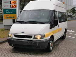 Diamantweiß Gebraucht 2001 Ford Transit Kombi | 4.900 € (Fairer Preis)