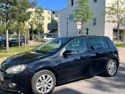 Schwarz Gebraucht 2011 VW Golf VI Style Kombi | 6.800 € (Fairer Preis)