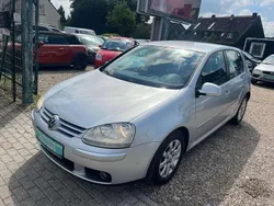 Silber Gebraucht 2005 VW Golf V Comfortline Kleinwagen | 3.999 € (Fairer Preis)