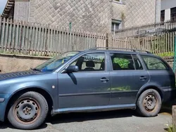 Grau Gebraucht 2005 Skoda Octavia Kombi | 1.250 € (Superpreis)