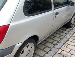 Silber Gebraucht 2002 Ford Fiesta Kleinwagen | 1.200 € (Fairer Preis)