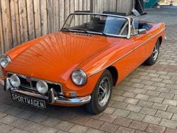 Orange Gebraucht 1974 MG B Cabrio | 12.800 €