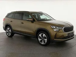 Bronx gold metallic Neu 2025 Skoda Kodiaq Selection SUV | 41.045 € (Guter Preis)