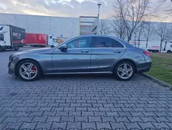 Grau Gebraucht 2019 Mercedes C220 Avantgarde Limousine | 14.400 €