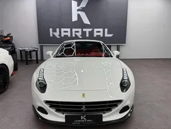 Weiß Gebraucht 2017 Ferrari California Cabrio | 152.990 € (Superpreis)