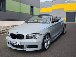 Weiß Gebraucht 2010 BMW 135 Cabriolet M Performance Cabrio | 15.999 €