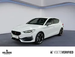 Weiß Gebraucht 2023 Cupra Leon Limousine | 26.990 € (Guter Preis)