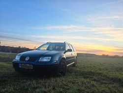 Blau Gebraucht 1999 VW Bora Highline Kombi | 1.080 € (Guter Preis)