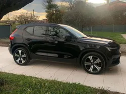 Schwarz Gebraucht 2022 Volvo XC40 Core SUV | 24.950 €