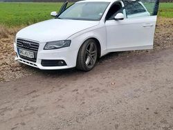 Weiß Gebraucht 2011 Audi A4 Kombi | 7.999 € (Fairer Preis)
