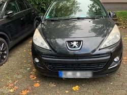 Schwarz Gebraucht 2011 Peugeot 207 Kombi | 2.900 € (Fairer Preis)