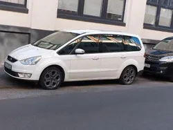Weiß Gebraucht 2010 Ford Galaxy Van / Kleinbus | 3.750 € (Guter Preis)