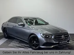 Grau Gebraucht 2020 Mercedes E200 Limousine | 27.590 € (Teuer)