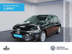 Grenadillschwarz metallic Gebraucht 2024 VW Golf VIII Life Limousine | 26.680 € (Fairer Preis)