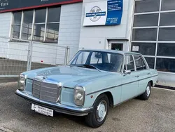 Blau Gebraucht 1971 Mercedes 200 Limousine | 21.900 €