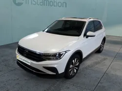 Weiß Gebraucht 2023 VW Tiguan Move SUV | 35.080 € (Fairer Preis)