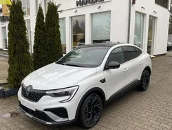 Kyanitweiß metallic Gebraucht 2024 Renault Arkana Techno SUV | 32.990 € (Teuer)
