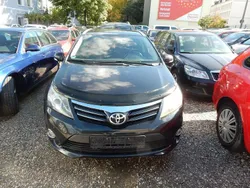 Grau Gebraucht 2012 Toyota Avensis Basis Kombi | 4.200 € (Fairer Preis)